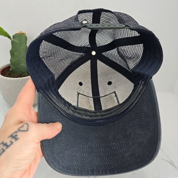 The North Face | Gorpcore navy blue adjustable trucker hat | unisex - Picture 6 of 7